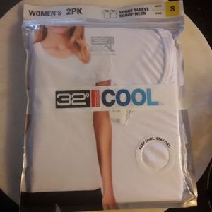 32°degrees COOL short sleeve scoop neck